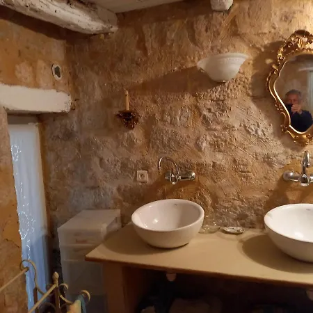 D Hotes Les Remparts Bed and breakfast
