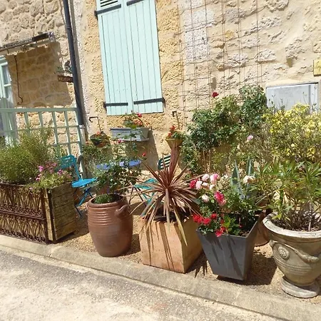 D Hotes Les Remparts Bed and breakfast