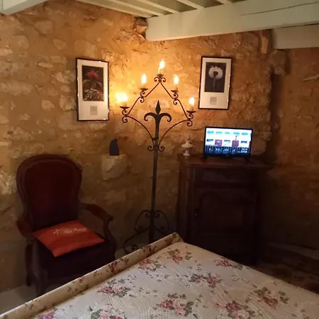 D Hotes Les Remparts 3*